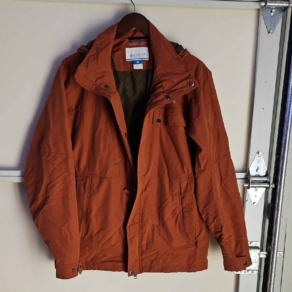 Columbia Brown Raincoat with Wide Collar and Matte Finish